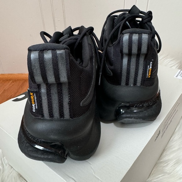 Men's Alphaboost V1 Running Sneakers from Finish Line 10.5 - Picture 4 of 7